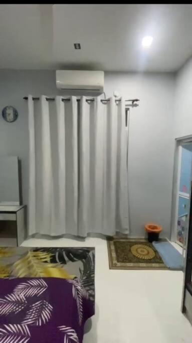 Homestay Kak Tiy Kuala Terengganu Eksteriør billede